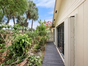 1 Danby Place, Boynton Beach FL 33426