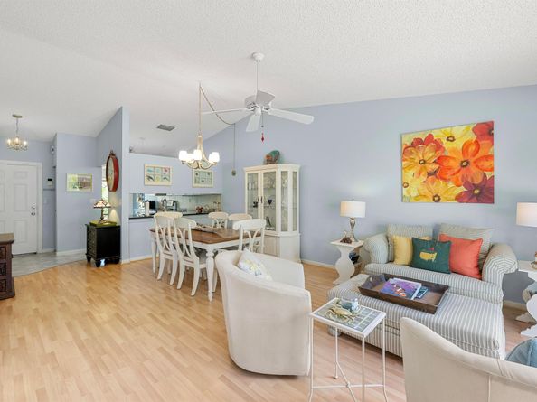 1 Danby Place, Boynton Beach FL 33426