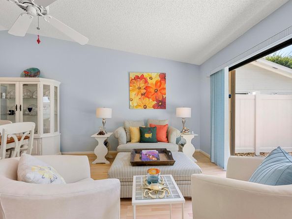 1 Danby Place, Boynton Beach FL 33426