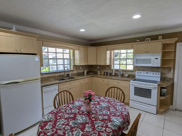 12200 SW 51st St, Miami FL 33175