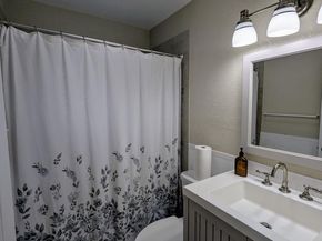 12200 SW 51st St, Miami FL 33175