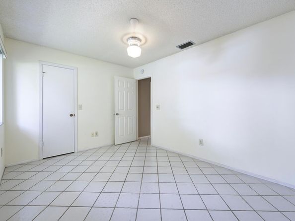 116 Village Walk Drive, Royal Palm Beach FL 33411