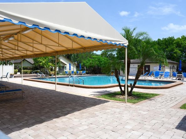 116 Village Walk Drive, Royal Palm Beach FL 33411