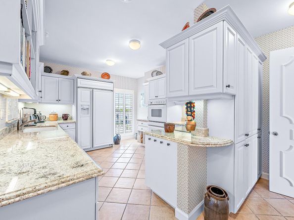 2160 Ibis Isle Road 9, Palm Beach FL 33480
