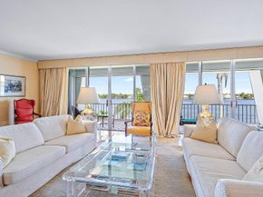 2160 Ibis Isle Road 9, Palm Beach FL 33480
