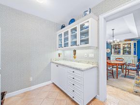 2160 Ibis Isle Road 9, Palm Beach FL 33480