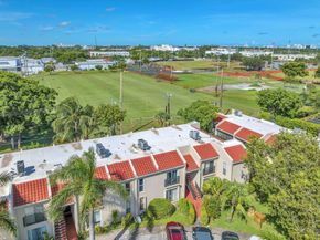 5300 NE 6th Ave E16, Fort Lauderdale FL 33334