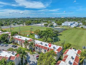 5300 NE 6th Ave E16, Fort Lauderdale FL 33334