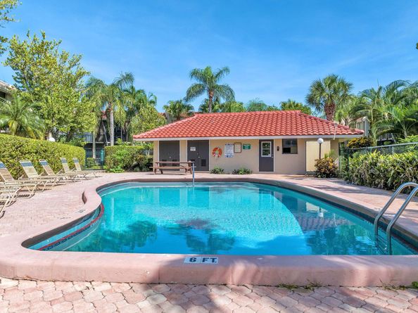 5300 NE 6th Ave E16, Fort Lauderdale FL 33334