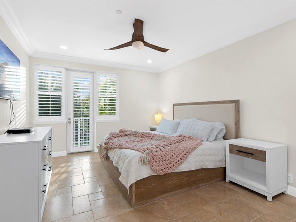 220 NE 15th  Ave 220, Fort Lauderdale FL 33301