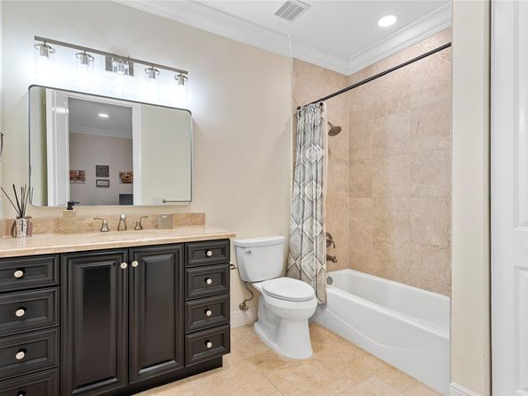 220 NE 15th  Ave 220, Fort Lauderdale FL 33301