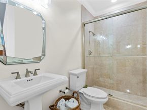 220 NE 15th  Ave 220, Fort Lauderdale FL 33301