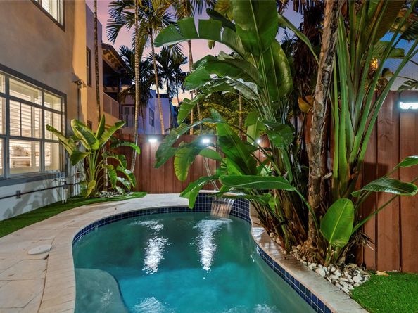 220 NE 15th  Ave 220, Fort Lauderdale FL 33301