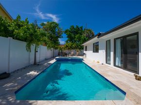 3208 Dow St, Pompano Beach FL 33062