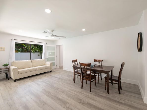 3208 Dow St, Pompano Beach FL 33062
