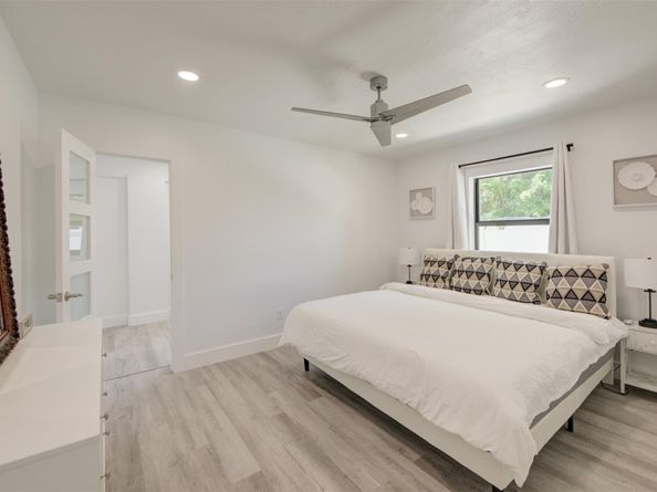3208 Dow St, Pompano Beach FL 33062