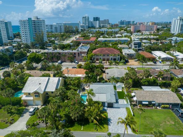 3208 Dow St, Pompano Beach FL 33062