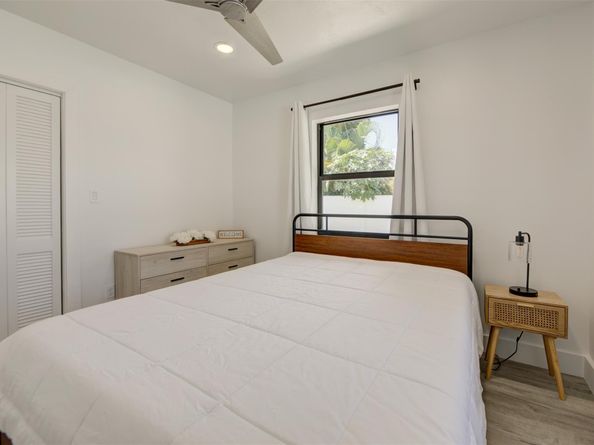 3208 Dow St, Pompano Beach FL 33062