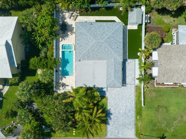 3208 Dow St, Pompano Beach FL 33062