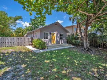 1005 SW 15 Terrace
