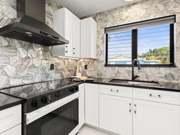 1428 N M Street, Lake Worth Beach FL 33460