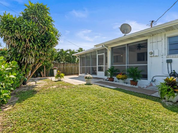 1428 N M Street, Lake Worth Beach FL 33460