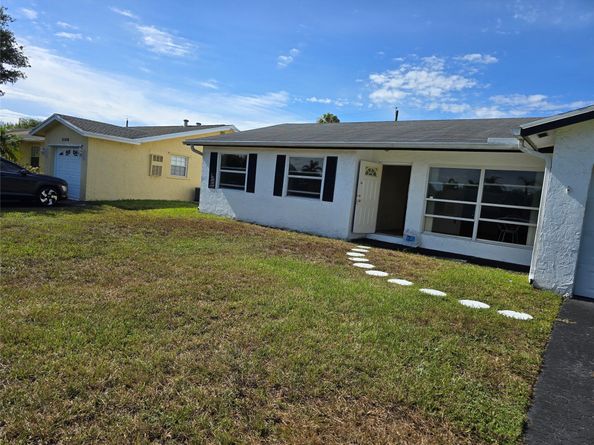 11440 NW 46th Pl, Sunrise FL 33323