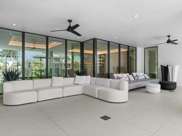 2519 Lucille Dr, Fort Lauderdale FL 33316