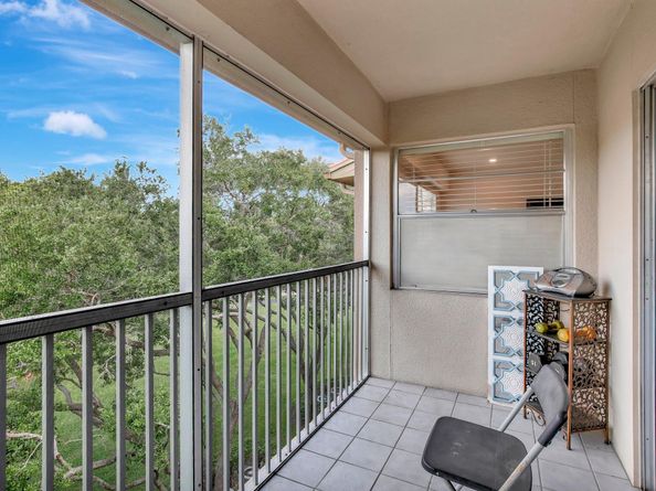 1200 SW 124th Ter 404 O, Pembroke Pines FL 33027