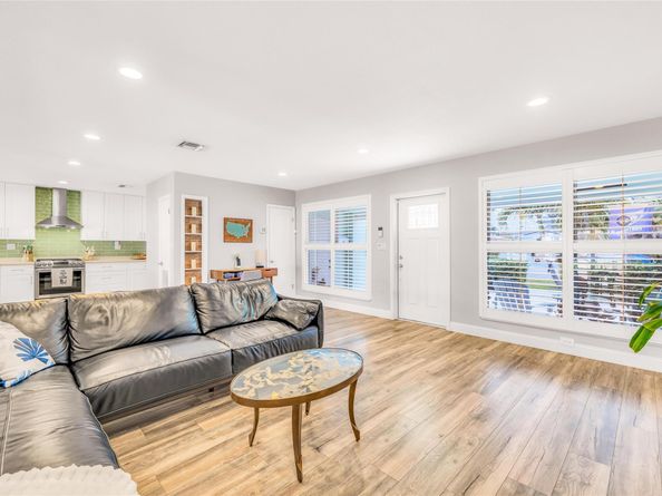 1112 Tangelo Isle, Fort Lauderdale FL 33315