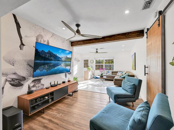 1212 NE 17th Avenue, Fort Lauderdale FL 33304
