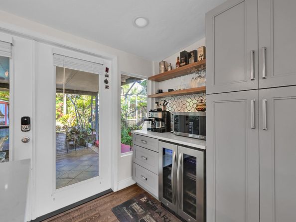 1212 NE 17th Avenue, Fort Lauderdale FL 33304