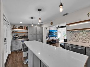 1212 NE 17th Avenue, Fort Lauderdale FL 33304