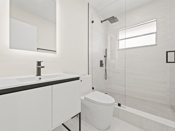 653 Monaco N, Delray Beach FL 33446