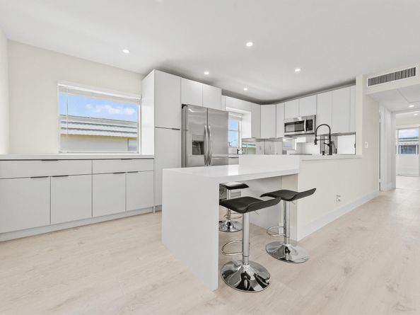 653 Monaco N, Delray Beach FL 33446