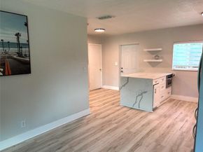 561 NE 61st St, Oakland Park FL 33334