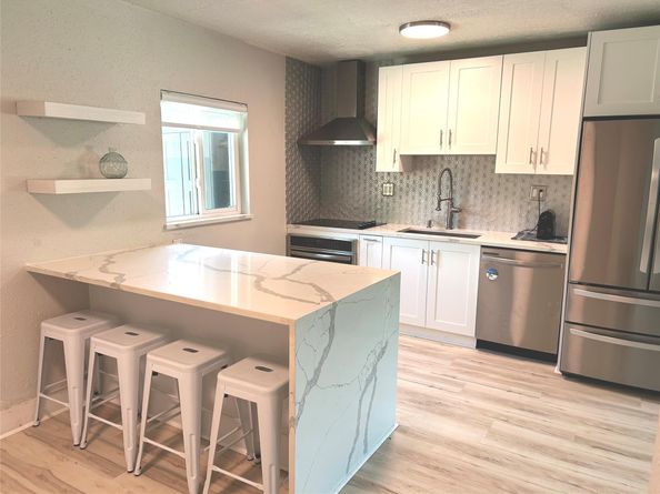 561 NE 61st St, Oakland Park FL 33334