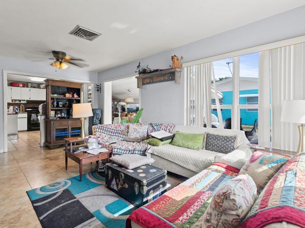 933 S Ridge Street, Lake Worth Beach FL 33460