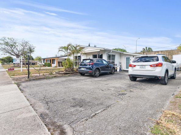 933 S Ridge Street, Lake Worth Beach FL 33460