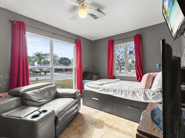 933 S Ridge Street, Lake Worth Beach FL 33460