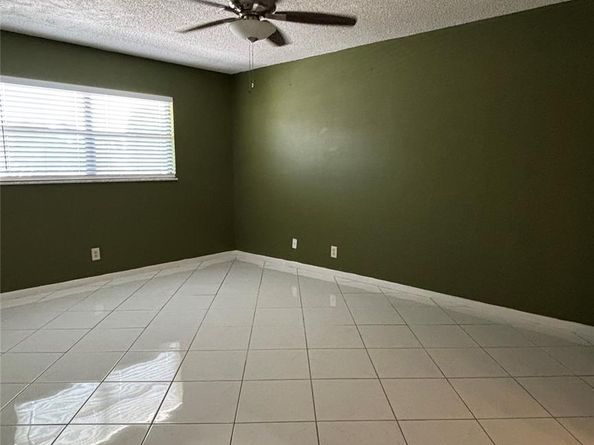 6300 S Falls Cir Dr 313, Lauderhill FL 33319