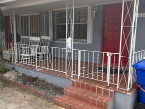 1538 NW 15th Ave, Miami FL 33125