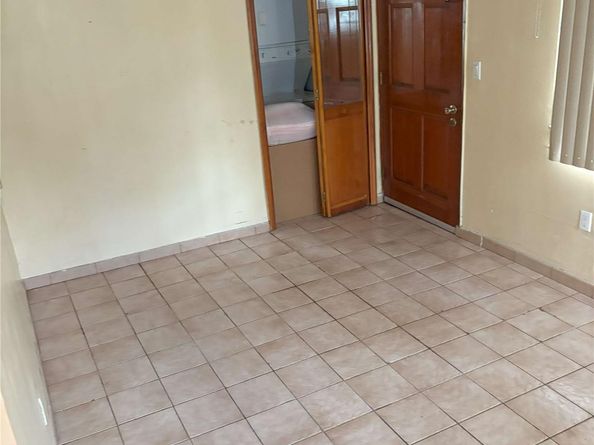 1538 NW 15th Ave, Miami FL 33125