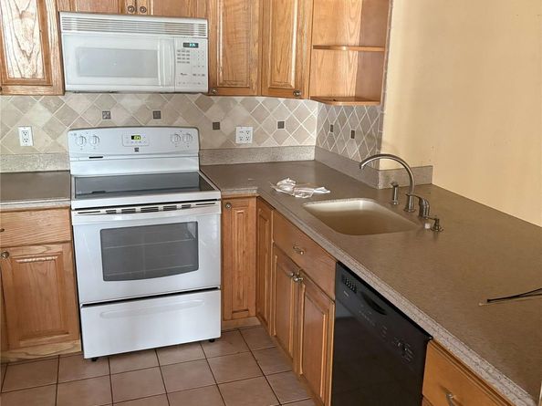 1538 NW 15th Ave, Miami FL 33125