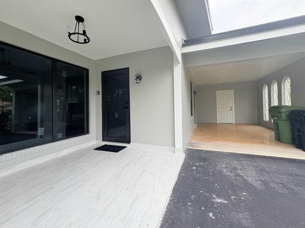 2021 NE 59th Place, Fort Lauderdale FL 33308