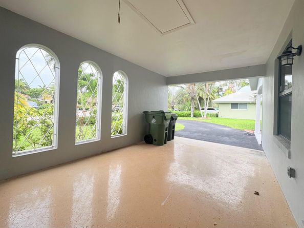 2021 NE 59th Place, Fort Lauderdale FL 33308