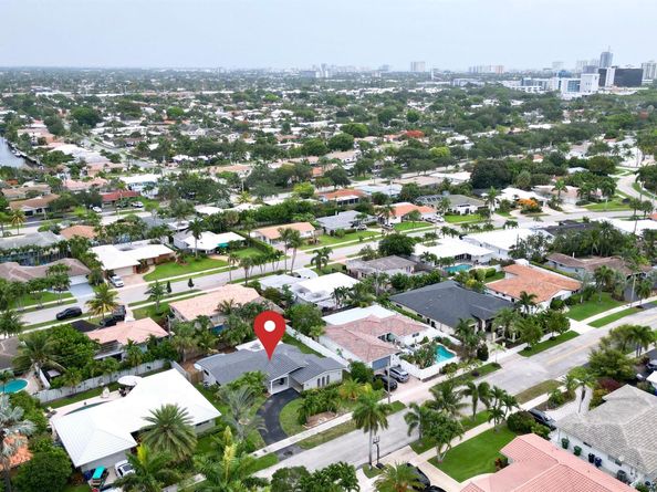 2021 NE 59th Place, Fort Lauderdale FL 33308
