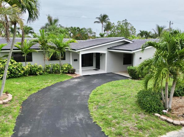 2021 NE 59th Place, Fort Lauderdale FL 33308