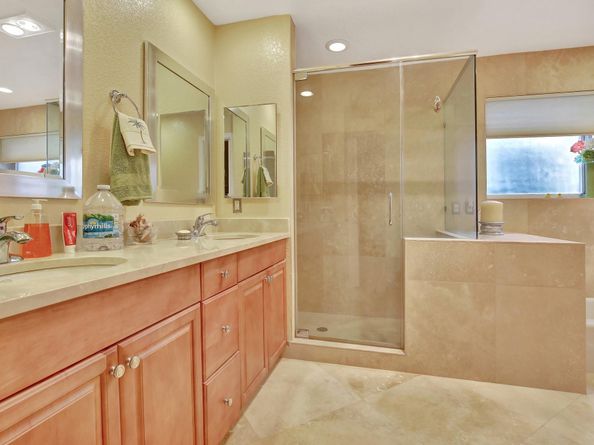 321 El Dorado Pkwy, Plantation FL 33317