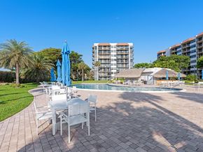 899 Jeffery Street 112, Boca Raton FL 33487